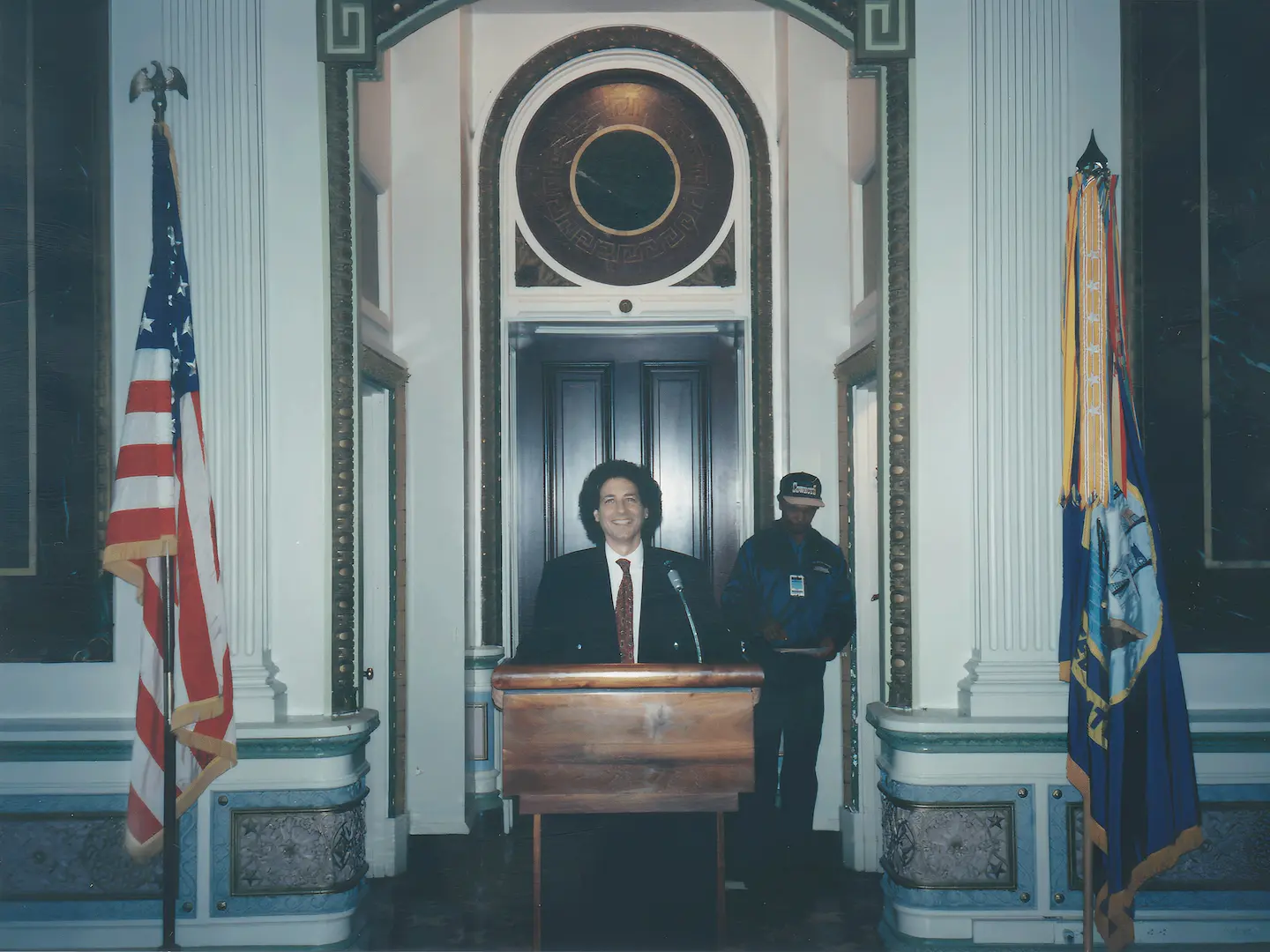 Dr Richard Warshak making an address at The White House in Washington DC in 1993